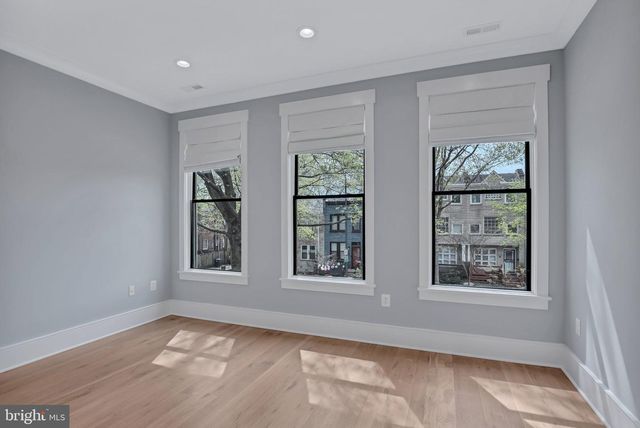 1622 E ST SE, Washington, DC 20003