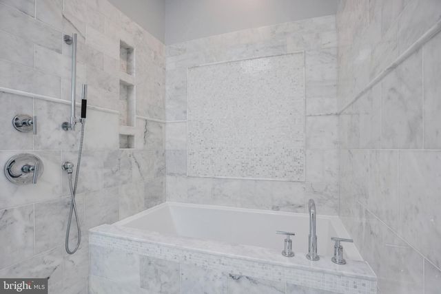 1622 E ST SE, Washington, DC 20003