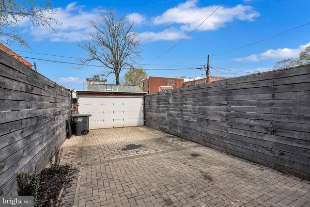 1622 E ST SE, Washington, DC 20003