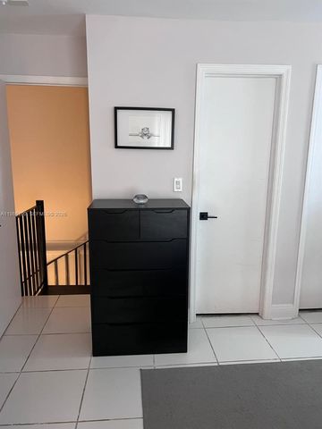 641 SW 28th Rd 641, Miami, FL 33129