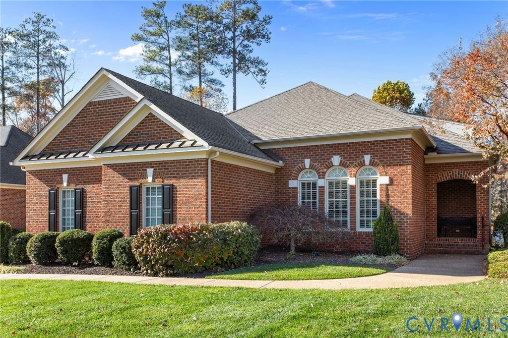 563 Hill Grove Rd, Manakin Sabot, VA 23103