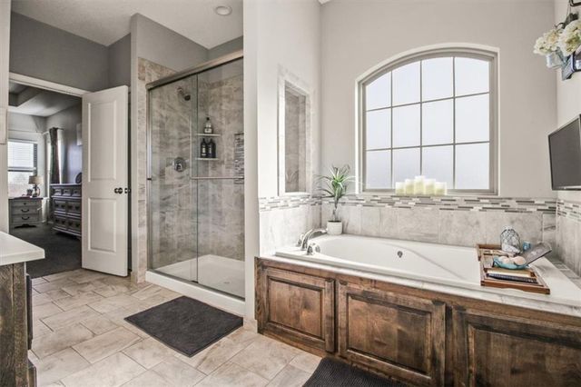 818 W Rader Street, Lone Jack, MO 64086