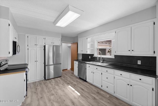 3095 W State Road, Lima, OH 45807