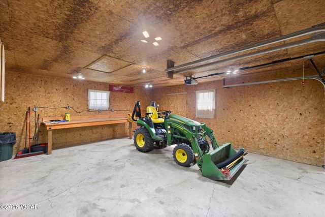 3095 W State Road, Lima, OH 45807