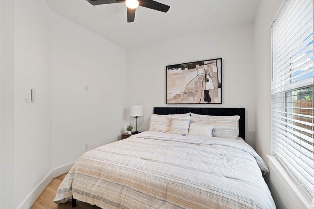 6906 England Street, Houston, TX 77021