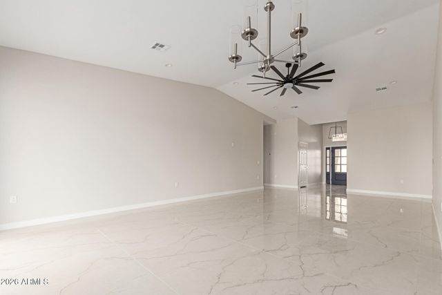 37182 W RAYMOND Street, Tonopah, AZ 85354