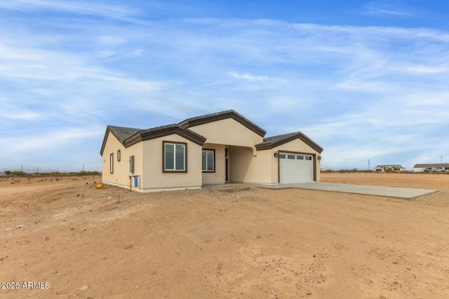 37182 W RAYMOND Street, Tonopah, AZ 85354