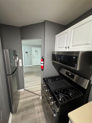 100 Hawthorne Avenue, Central Islip, NY 11722