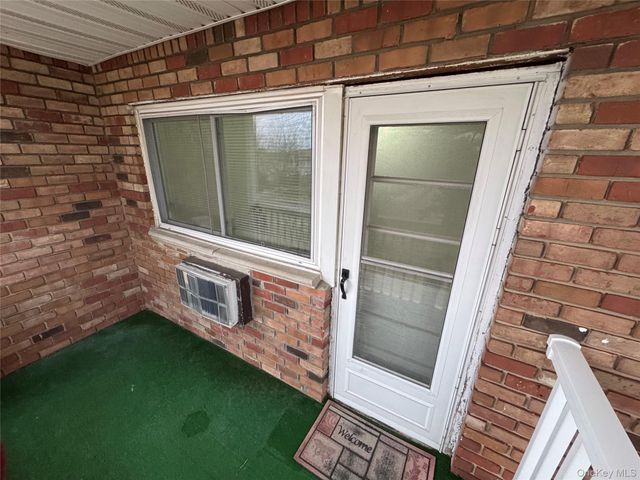 100 Hawthorne Avenue, Central Islip, NY 11722