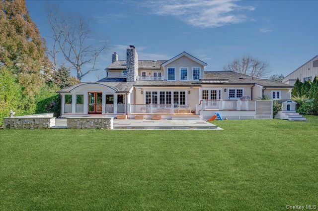 76 Shore Drive, Larchmont, NY 10538