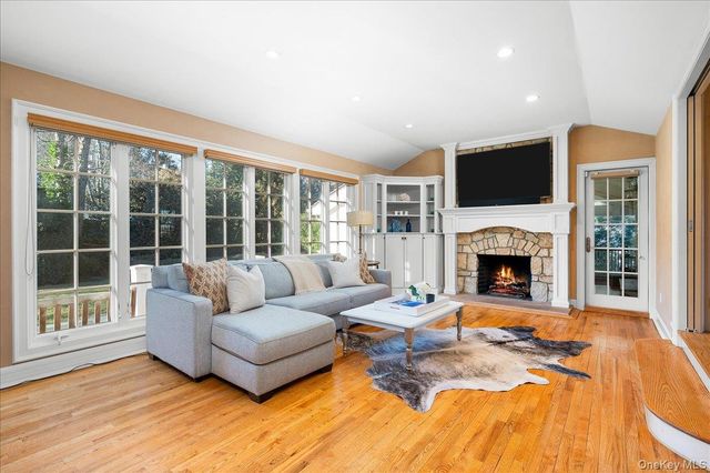76 Shore Drive, Larchmont, NY 10538