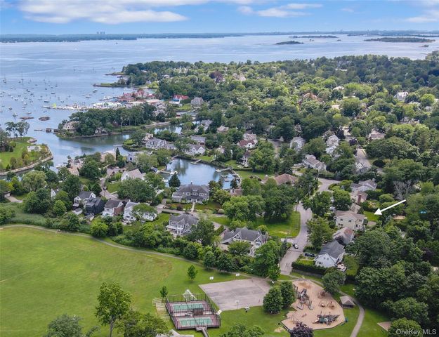 76 Shore Drive, Larchmont, NY 10538