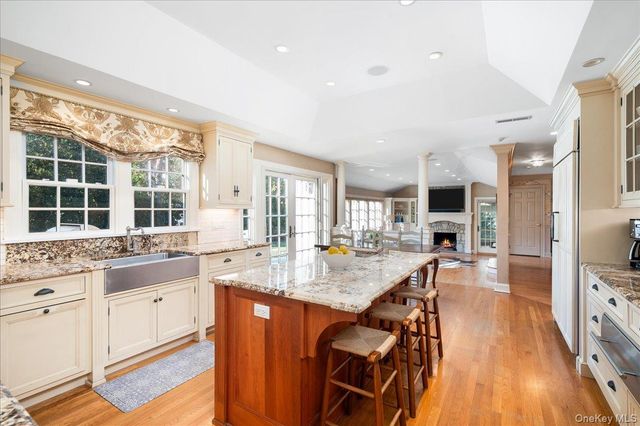 76 Shore Drive, Larchmont, NY 10538