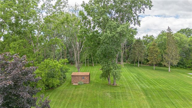 3337 Evergreen Circle, Walworth, NY 14568