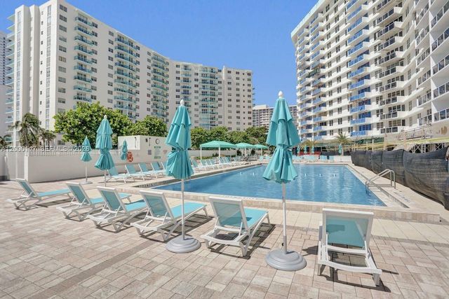 3725 S Ocean Dr 306, Hollywood, FL 33019