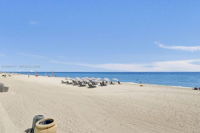 3725 S Ocean Dr 306, Hollywood, FL 33019