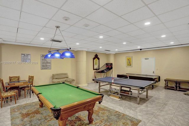 3725 S Ocean Dr 306, Hollywood, FL 33019