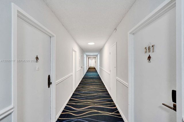 3725 S Ocean Dr 306, Hollywood, FL 33019