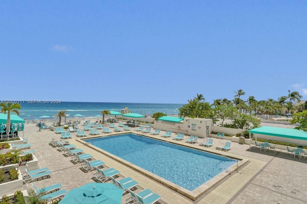 3725 S Ocean Dr 306, Hollywood, FL 33019