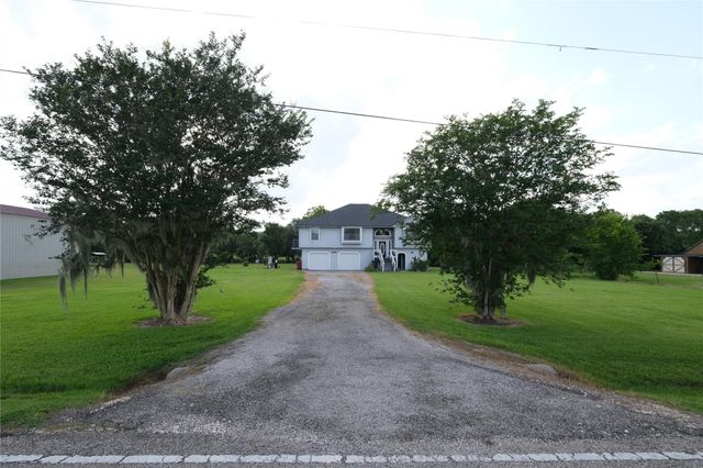 4746 County Road 502d, Sweeny, TX 77480