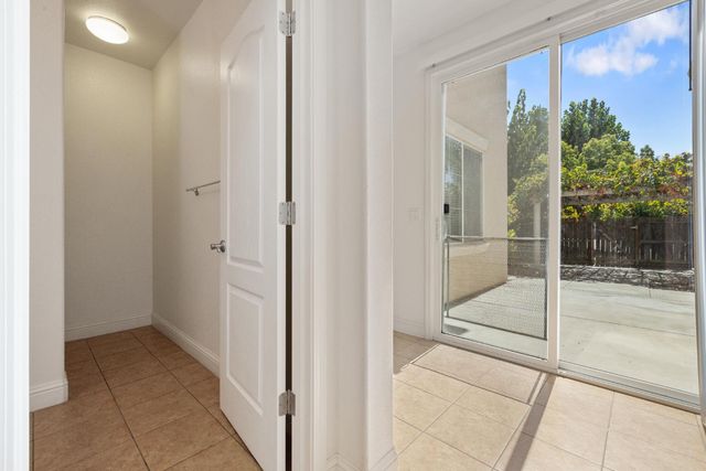 2208 Giant Oak Ln, Ceres, CA 95307