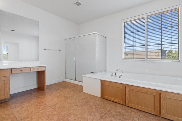 2208 Giant Oak Ln, Ceres, CA 95307