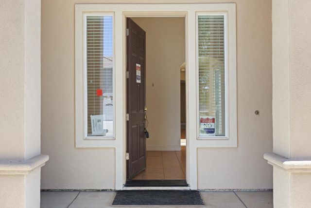 2208 Giant Oak Ln, Ceres, CA 95307