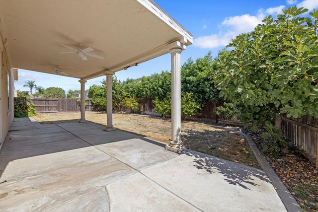 2208 Giant Oak Ln, Ceres, CA 95307