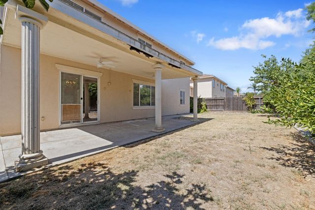 2208 Giant Oak Ln, Ceres, CA 95307