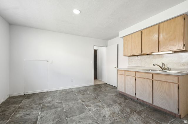 791 E 650 S, Centerville, UT 84014