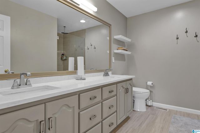 865 LUAL DRIVE, Fultondale, AL 35217