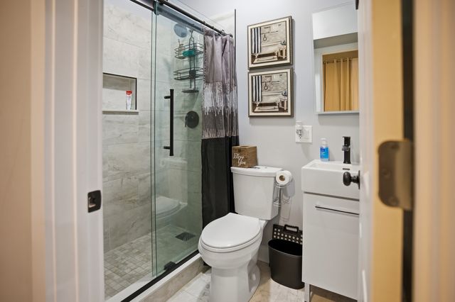 4214 W Wilcox Street, Chicago, IL 60624