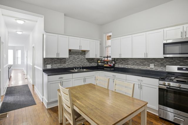 4214 W Wilcox Street, Chicago, IL 60624