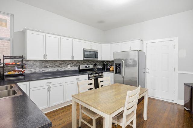 4214 W Wilcox Street, Chicago, IL 60624