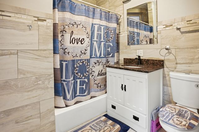 4214 W Wilcox Street, Chicago, IL 60624