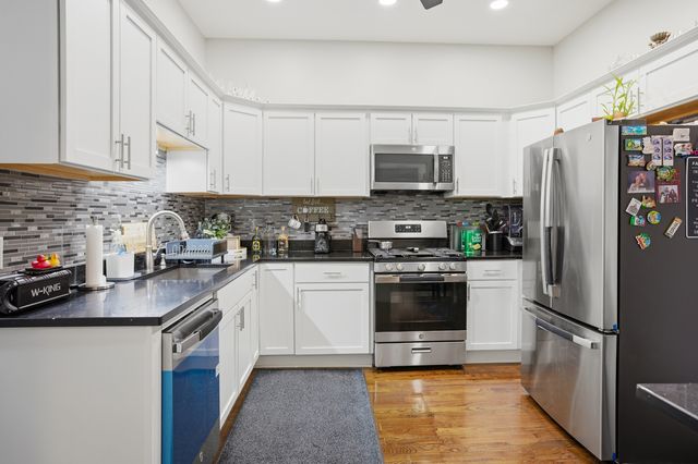 4214 W Wilcox Street, Chicago, IL 60624