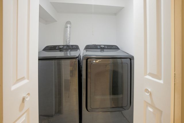 4214 W Wilcox Street, Chicago, IL 60624