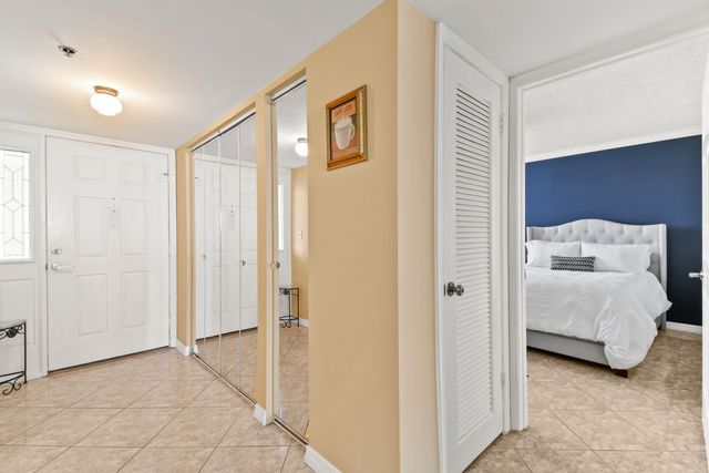 840 OCEAN Drive 404, Juno Beach, FL 33408