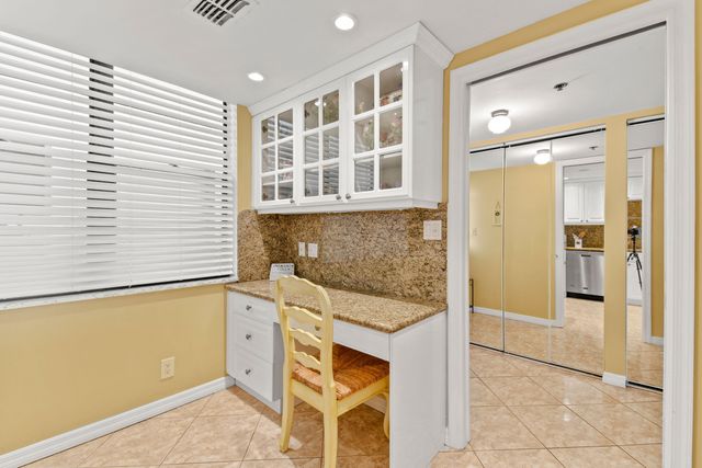 840 OCEAN Drive 404, Juno Beach, FL 33408