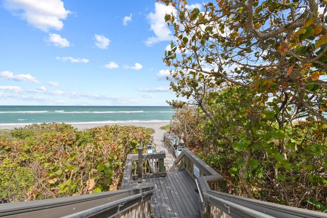 840 OCEAN Drive 404, Juno Beach, FL 33408