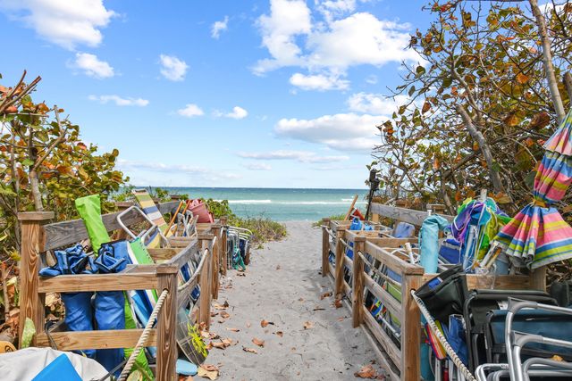 840 OCEAN Drive 404, Juno Beach, FL 33408