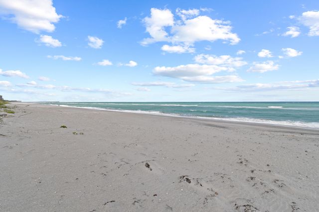 840 OCEAN Drive 404, Juno Beach, FL 33408