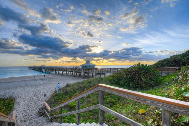 840 OCEAN Drive 404, Juno Beach, FL 33408