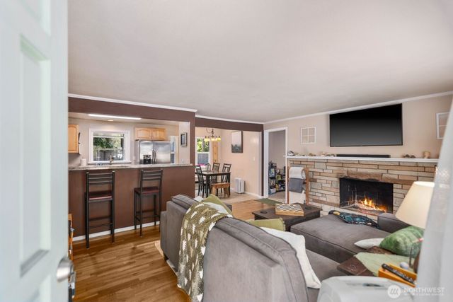 10301 NE 136th Place, Kirkland, WA 98034