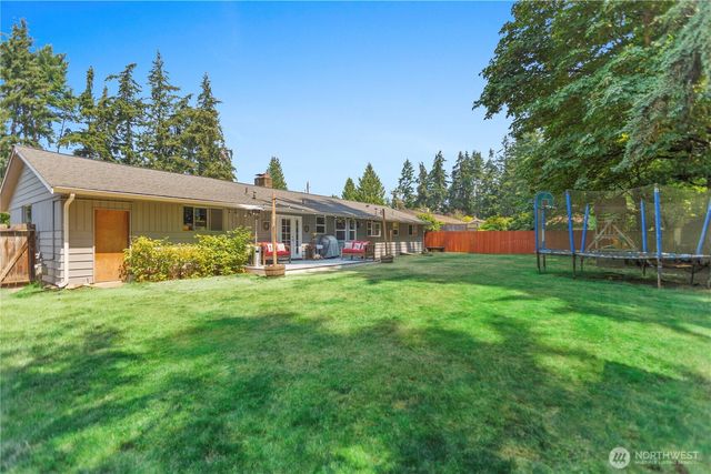 10301 NE 136th Place, Kirkland, WA 98034