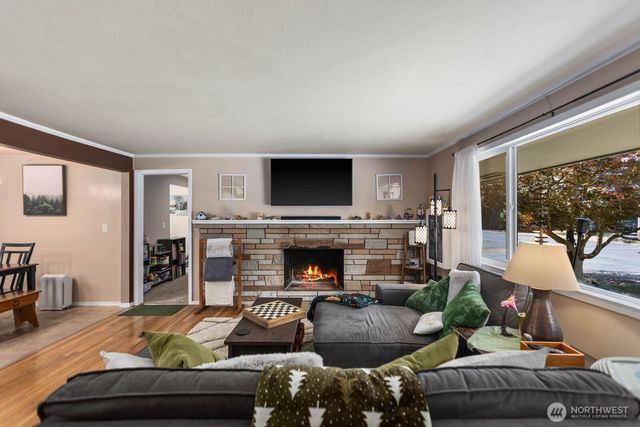 10301 NE 136th Place, Kirkland, WA 98034