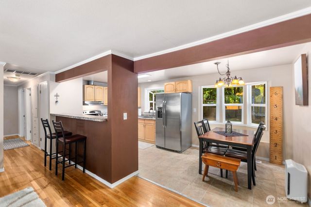 10301 NE 136th Place, Kirkland, WA 98034