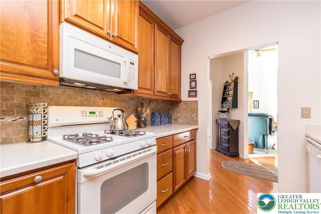 228 Merion Lane, Easton, PA 18042