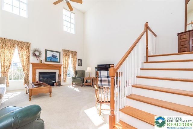 228 Merion Lane, Easton, PA 18042