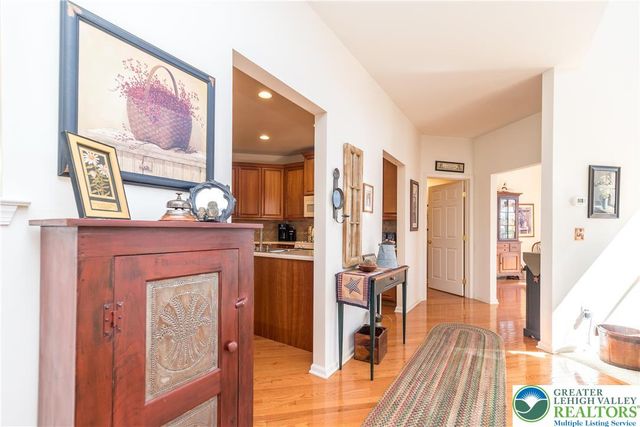 228 Merion Lane, Easton, PA 18042